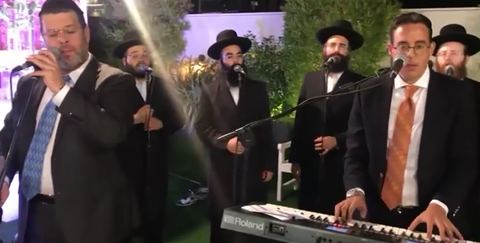 עטיפת האלבום של קובי גרינבוים ומקהלת 'נרננה' ריגשו בחופה - 1