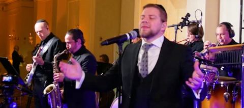 עטיפת האלבום של היום