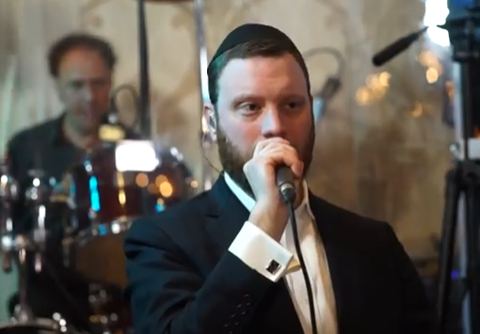 עטיפת האלבום של מחרוזת דאנס מקפיצה