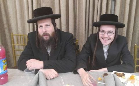 עטיפת האלבום של מודים אנחנו לך