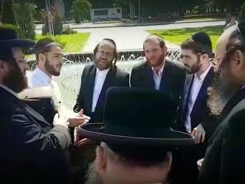 עטיפת האלבום של קומזיץ