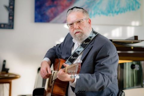 עטיפת האלבום של אדון עולם